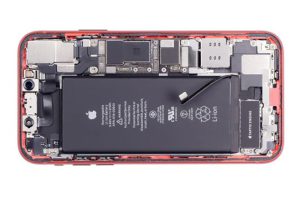 گام-هشتم-در-تعویض-باتری-موبایل-iPhone11